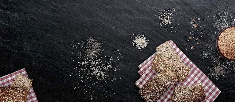Super Korn Brötchen mit Einkorn, Dinkel, Chia und Quinoa