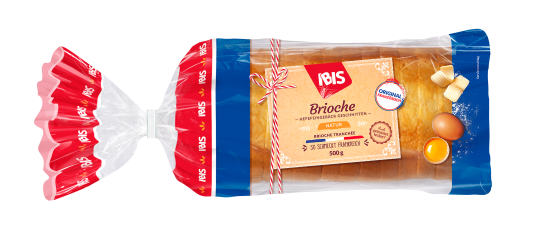 Packung IBIS Brioche (500 g), geschnittenes Hefezopf-Brot in transparenter Verpackung, Etikett mit „Original Französisch“, daneben Eier und Butterstücke abgebildet.